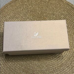 Swarovski Elegant Cream Box 3.5*7”